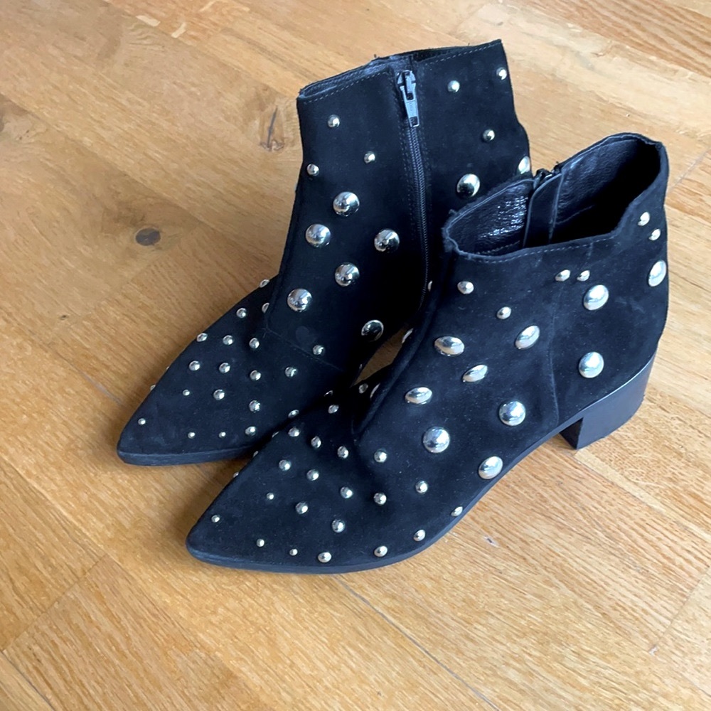 Suede Studded Kenneth Cole Chelsea Boot